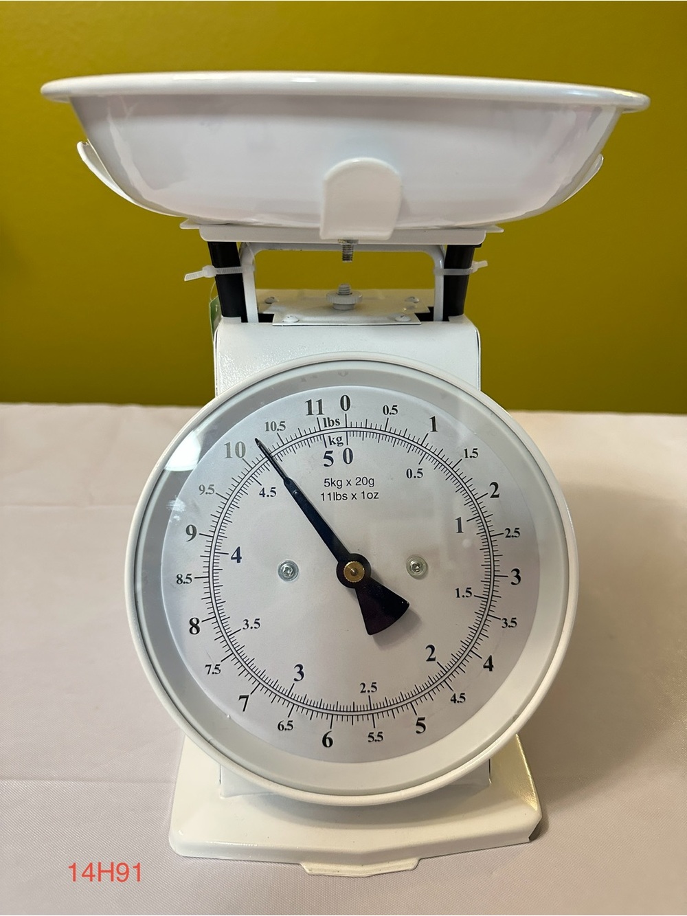 Ashland White Analog Kitchen Scale with Removable Tray